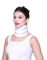 collier cervical à réglage rigide